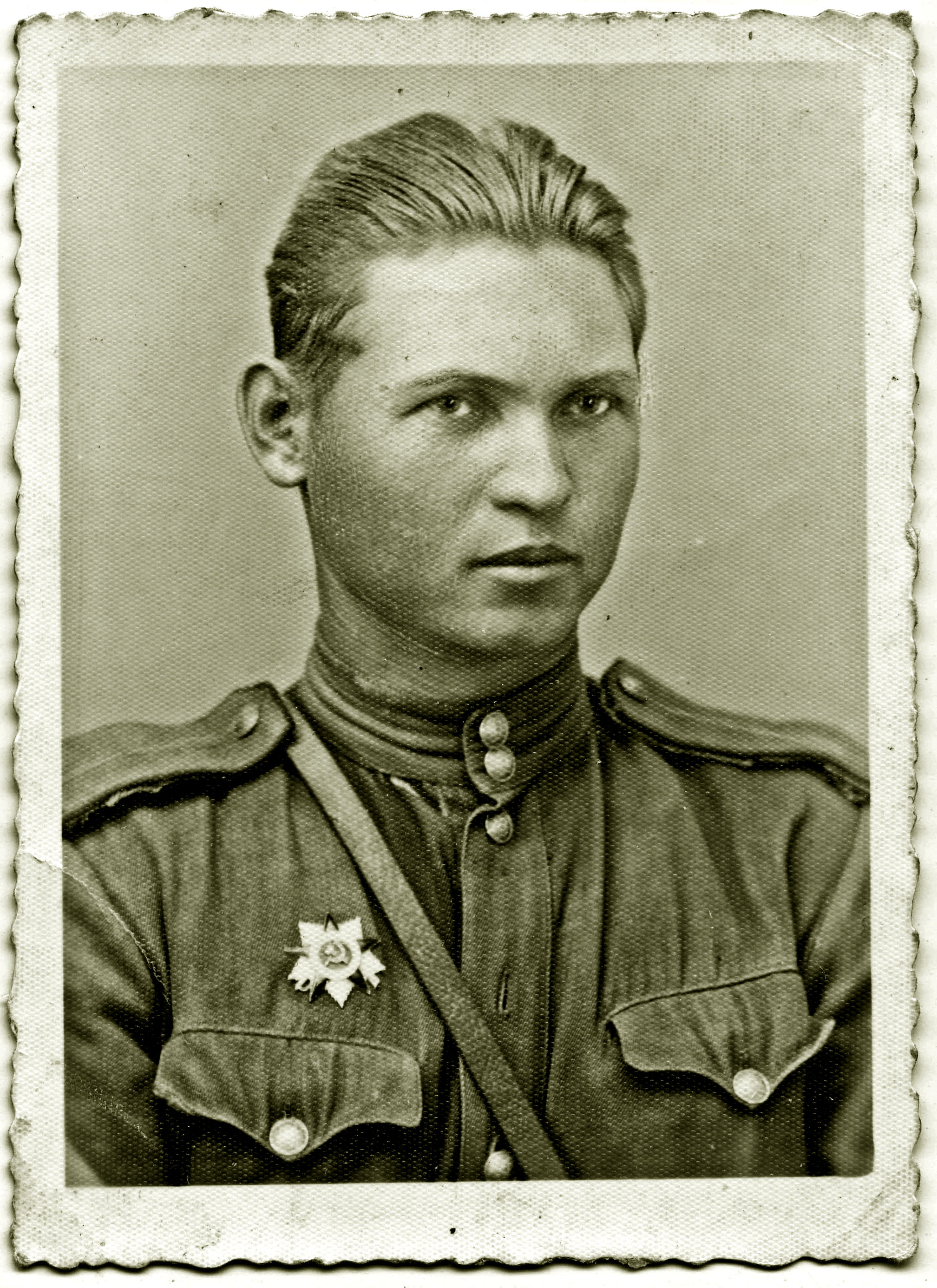 Константин Кутелёв в молодости 1945г